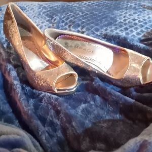 Size 7 1/2 Rampage Silver Glitter Heels